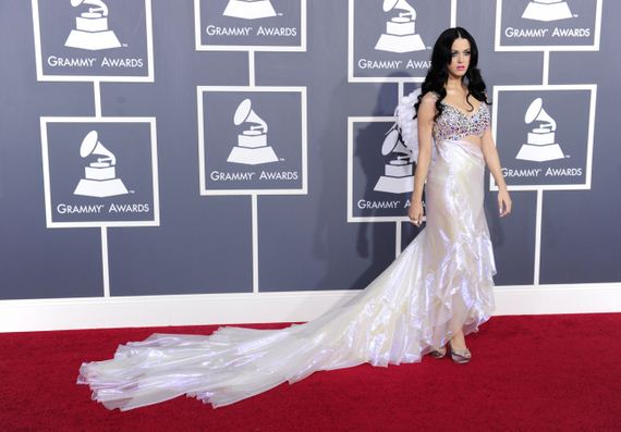 Top-10-revealing-dresses-wouldnt-cut-Grammys 2013